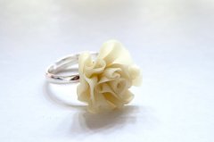 rose ring - glow in the dark by moodmonster